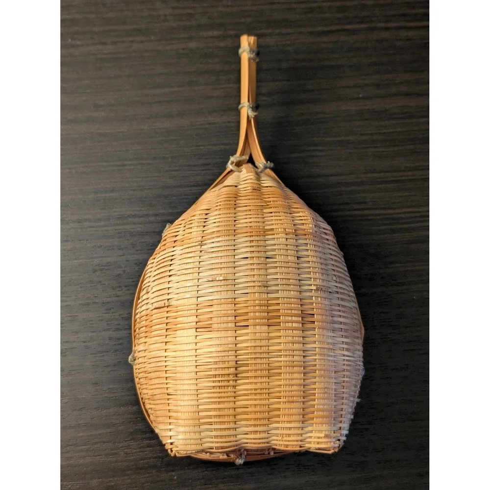 Vintage Hand‎ Woven Bamboo Scoop Basket Teardrop Shape Natural Wood Decor